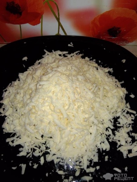 Рецепт: Жульен в горшочках - Быстрый способ приготовления жульена из замороженных шампиньонов