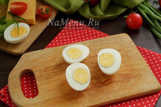 Яйца, фаршированные грибами и сыром – просто и вкусно