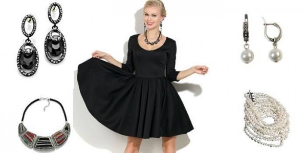 Маленькое черное платье всегда в моде - новинки для женщин с фото