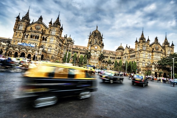 Всё, что вы не знали о: профессиональные нищие, британские даблдекеры и еще 10 фактов о Мумбаи