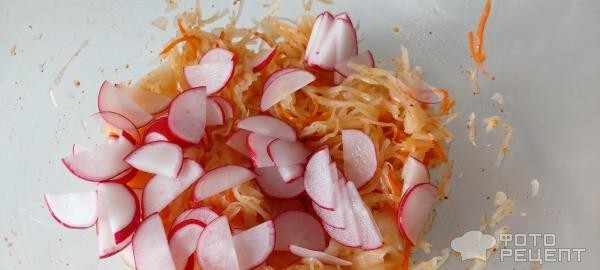 Рецепт: Салат из маринованной капусты - Постимся вкусно.