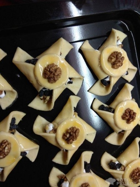 Рецепт: Звездочки с орехами и безе - в духовке, по-домашнему, быстро и вкусно