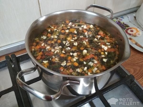 Рецепт: Суп со свеколькой ботвой - овощной, постный и очень вкусный