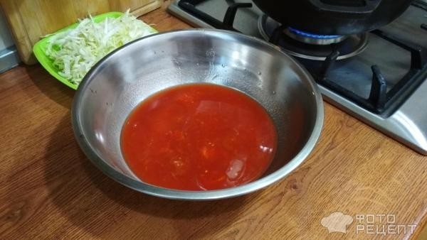 Рецепт: Горячий свекольник - постный, без картофеля, с помидорами в собственном соку