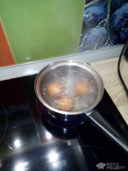 Рецепт: Яйца "На закуску" - Сытная закуска