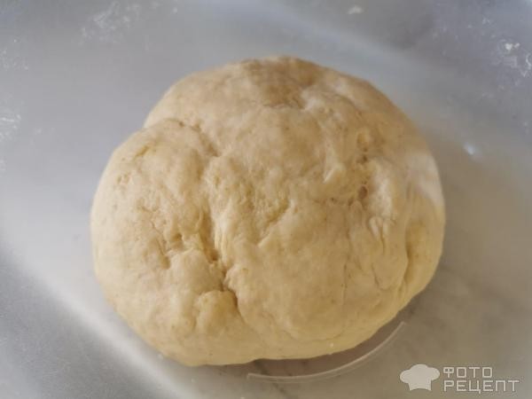 Рецепт: Пирог "Косичка" с зеленью - С миндалем, сыром Фета и чесноком