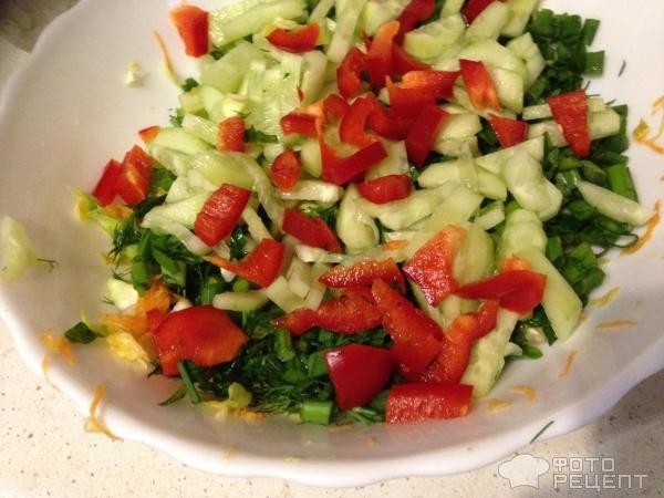 Рецепт: Салат из молодой капусты и моркови - Кладовая витаминов.