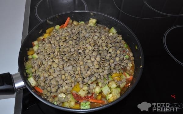 Рецепт: Рагу из кабачков с чечевицей - Сбалансированное постное блюдо.