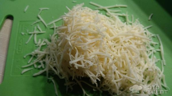 Рецепт: Соус из шампиньонов - с луком и сыром
