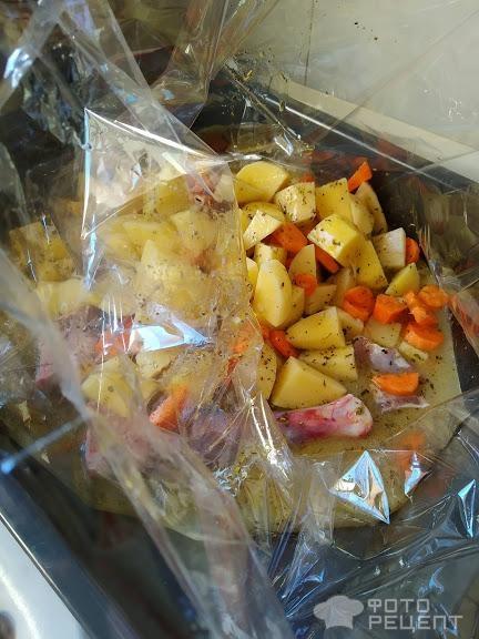 Рецепт: Баранина с маринованной картошкой - в духовке