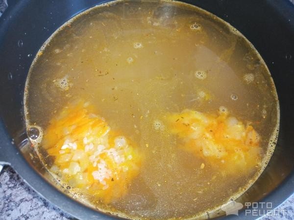 Рецепт: Суп из консервированной рыбы - экспресс вариант в мультиварке