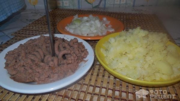 Рецепт: Чебуреки с печенкой и картофелем - по домашнему