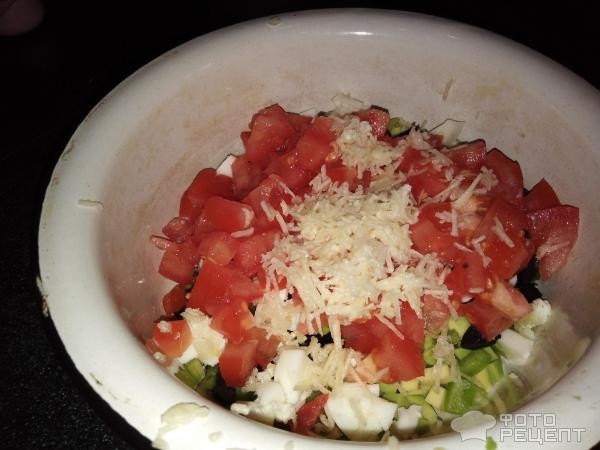 Рецепт: Салат с авокадо - "фруктово-овоще-белковый"